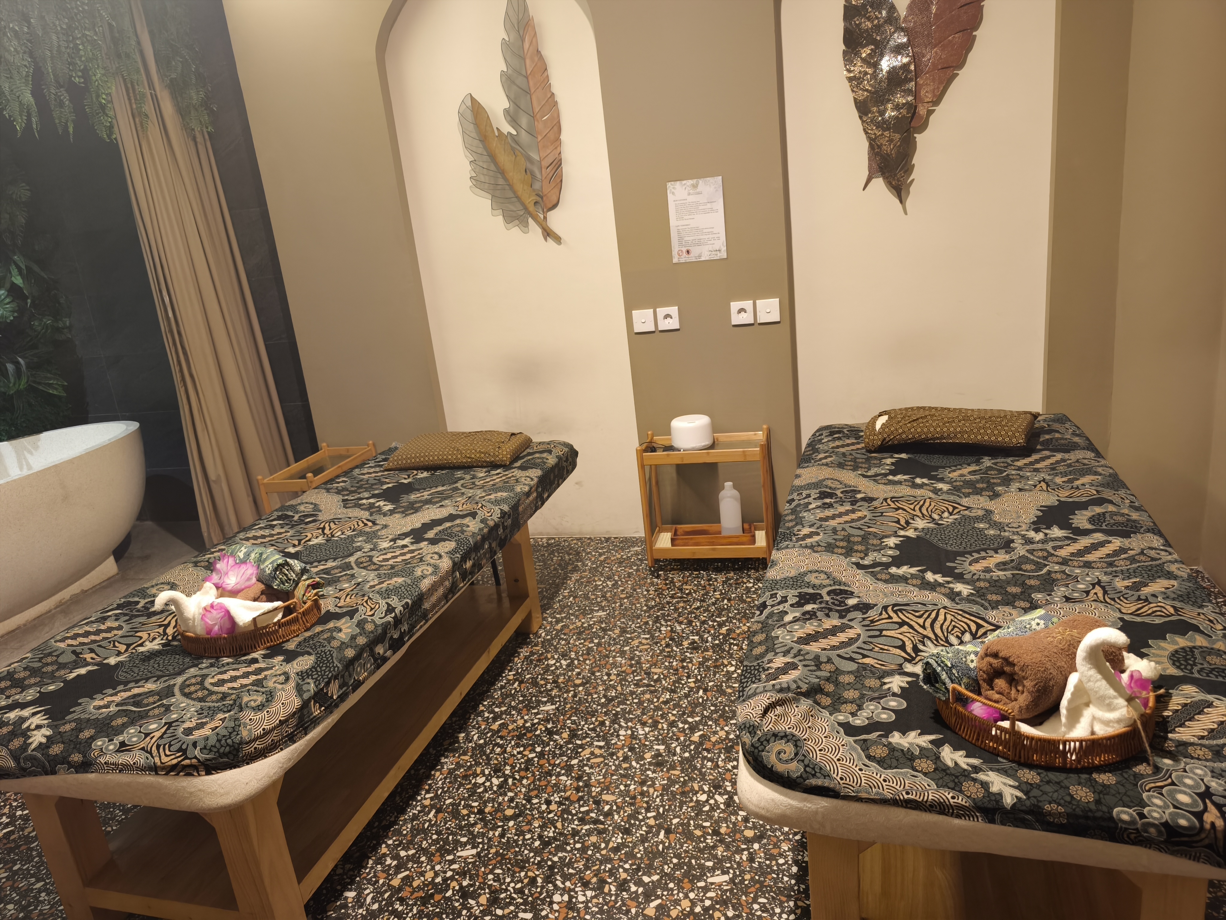 Gallery Photo 24